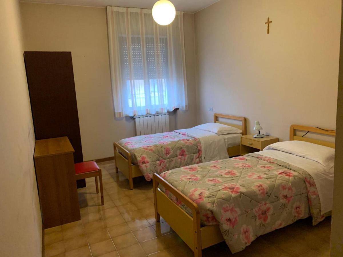 Stabat Mater Casa Di Preghiera Bed & Breakfast Valdragone Luaran gambar