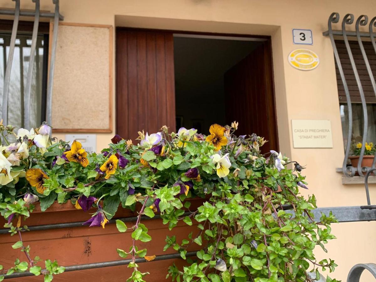 Stabat Mater Casa Di Preghiera Bed & Breakfast Valdragone Luaran gambar