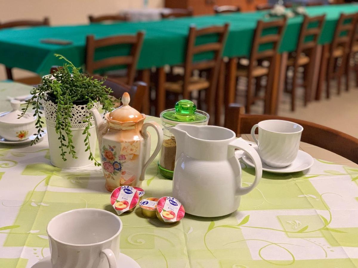 Stabat Mater Casa Di Preghiera Bed & Breakfast Valdragone Luaran gambar